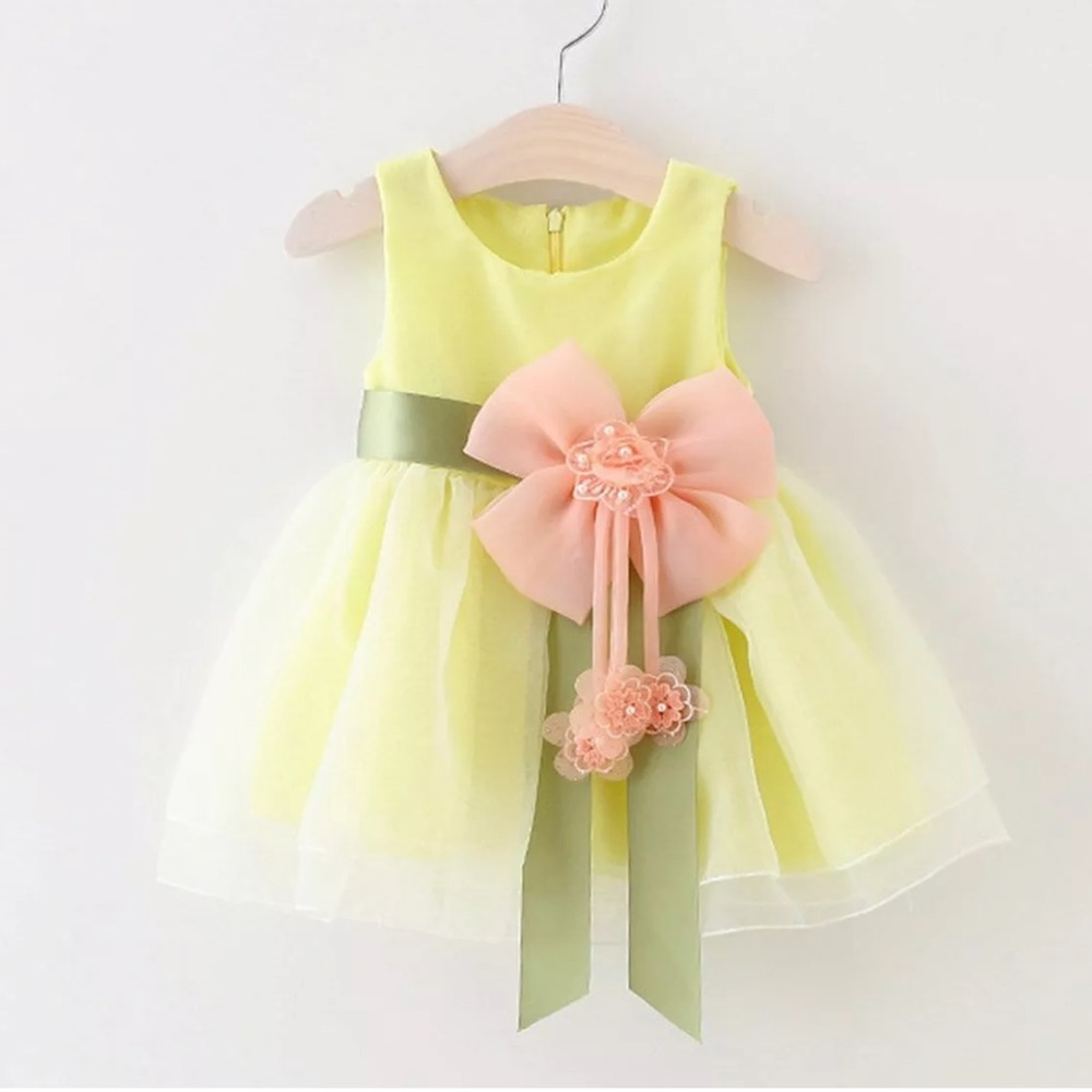 HOST PICK! NWT Beautiful little girls dress 👗